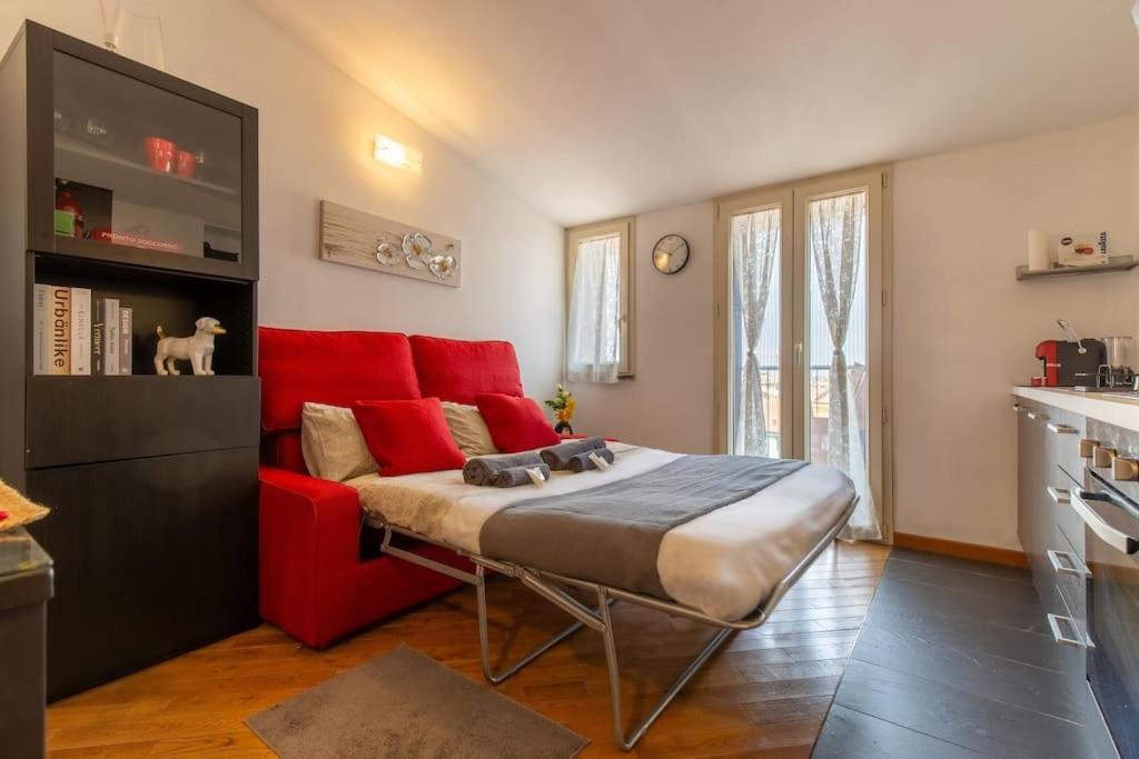 Unique & Strategic Flat, 50M From M4 Station Διαμέρισμα Μιλάνο Εξωτερικό φωτογραφία