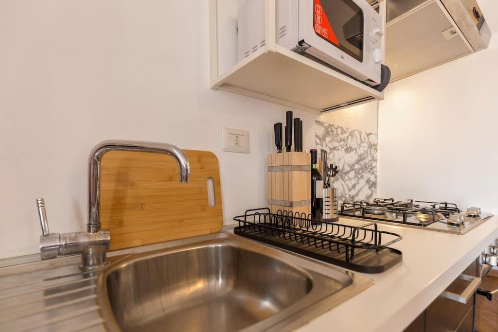 Unique & Strategic Flat, 50M From M4 Station Διαμέρισμα Μιλάνο Εξωτερικό φωτογραφία